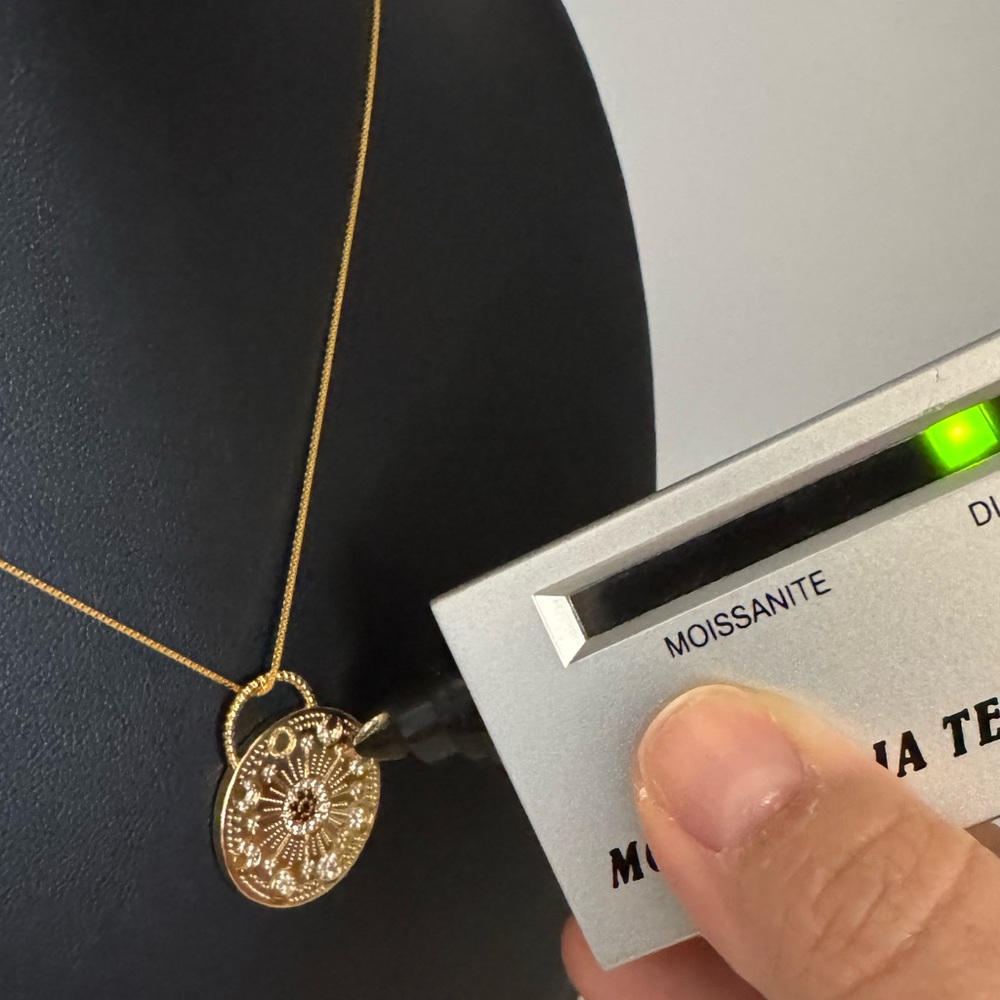 18k Celestial Pendant - Picture 3 of 4
